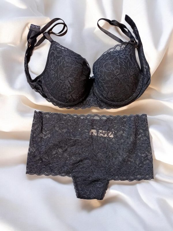 CONJUNTO ENCAJE NEGRO LIONA