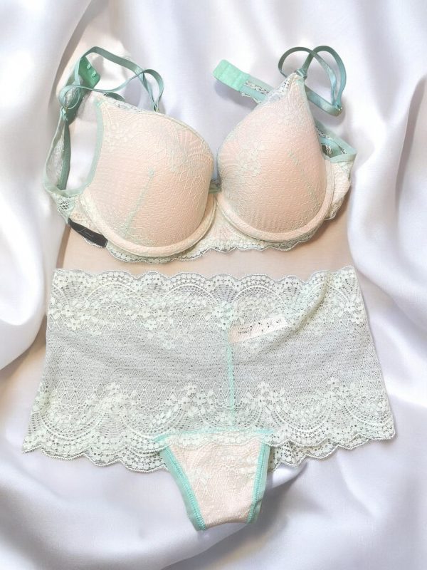 CONJUNTO ENCAJE VERDE AQUA LIONA